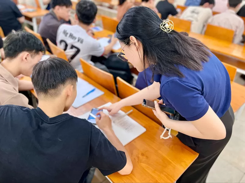 CUỘC THI “SINH VIÊN SỐ VỚI TÊN MIỀN .ID.VN